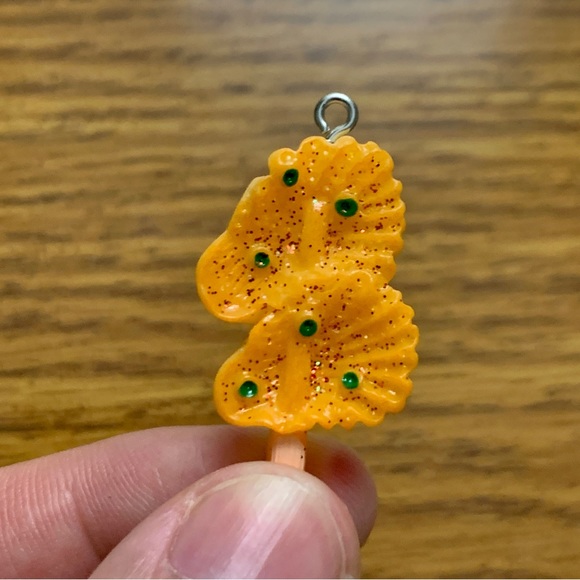 Grilled Scallops Charm Pendant - Picture 4 of 8